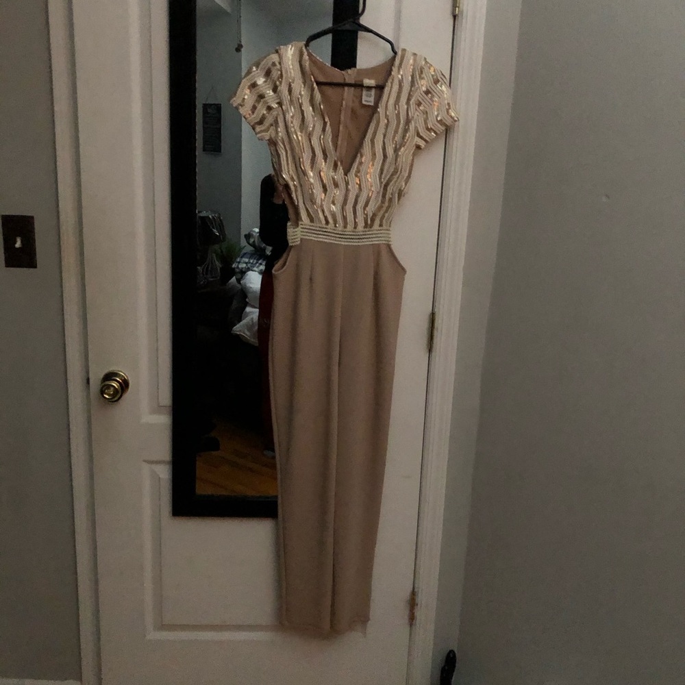 Sexy playful jumpsuit - Picture 3 of 9